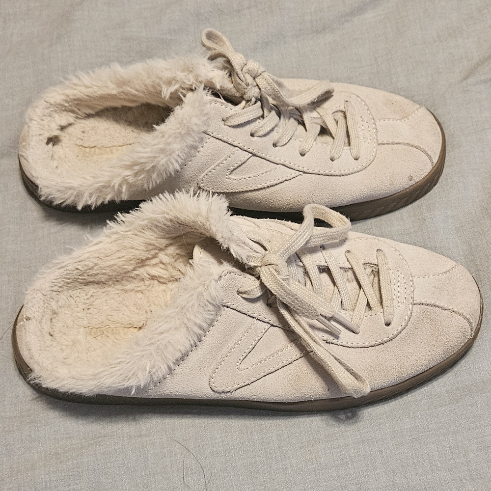 Tretorn Slip On Furry Sneakers